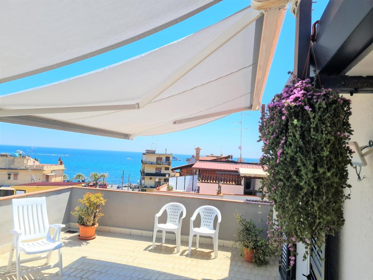 Suite Home Panorama Giardini-Naxos Extérieur photo