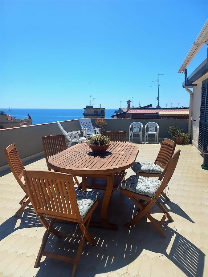 Suite Home Panorama Giardini-Naxos Extérieur photo
